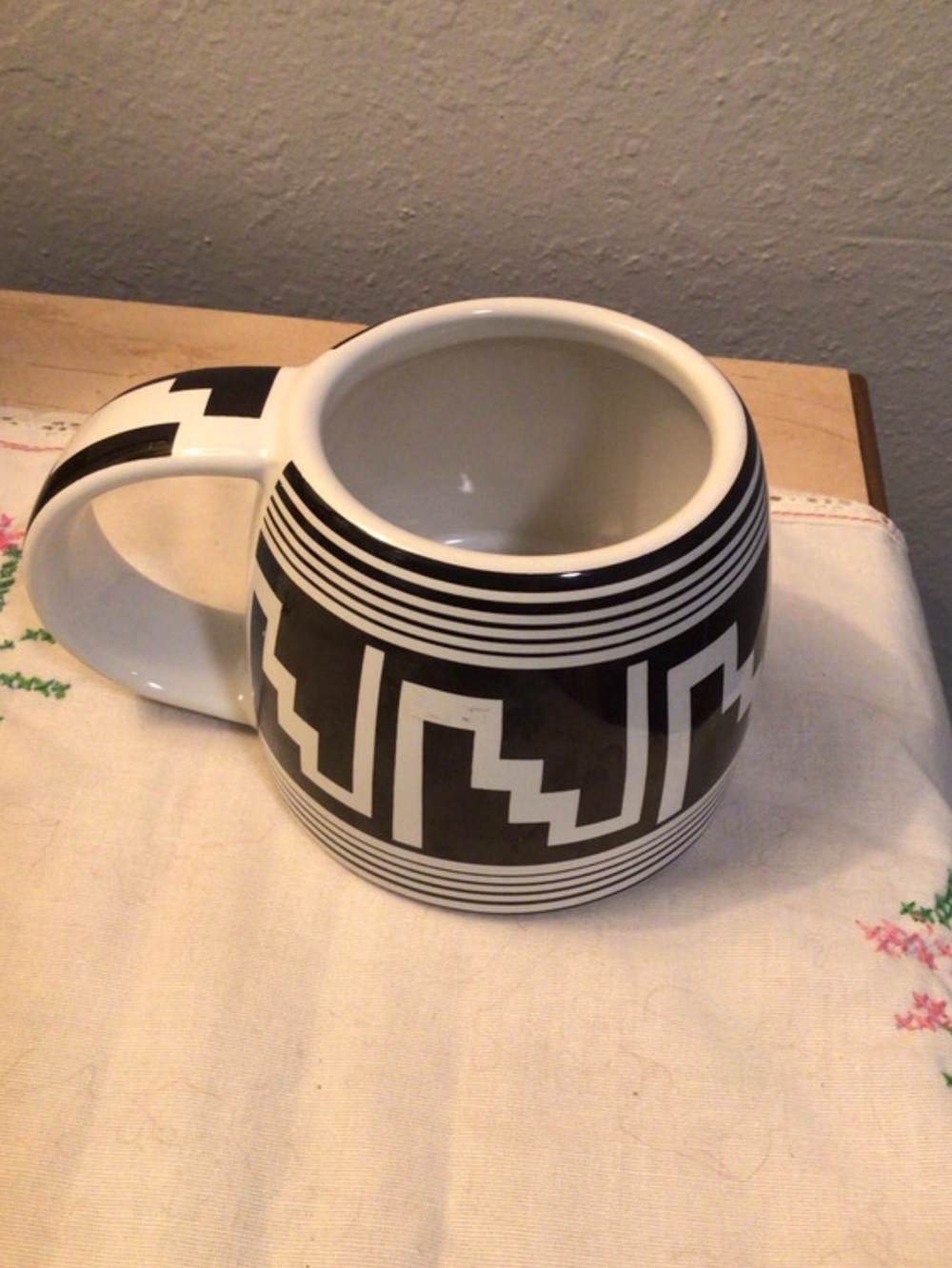 Vintage black and white cup